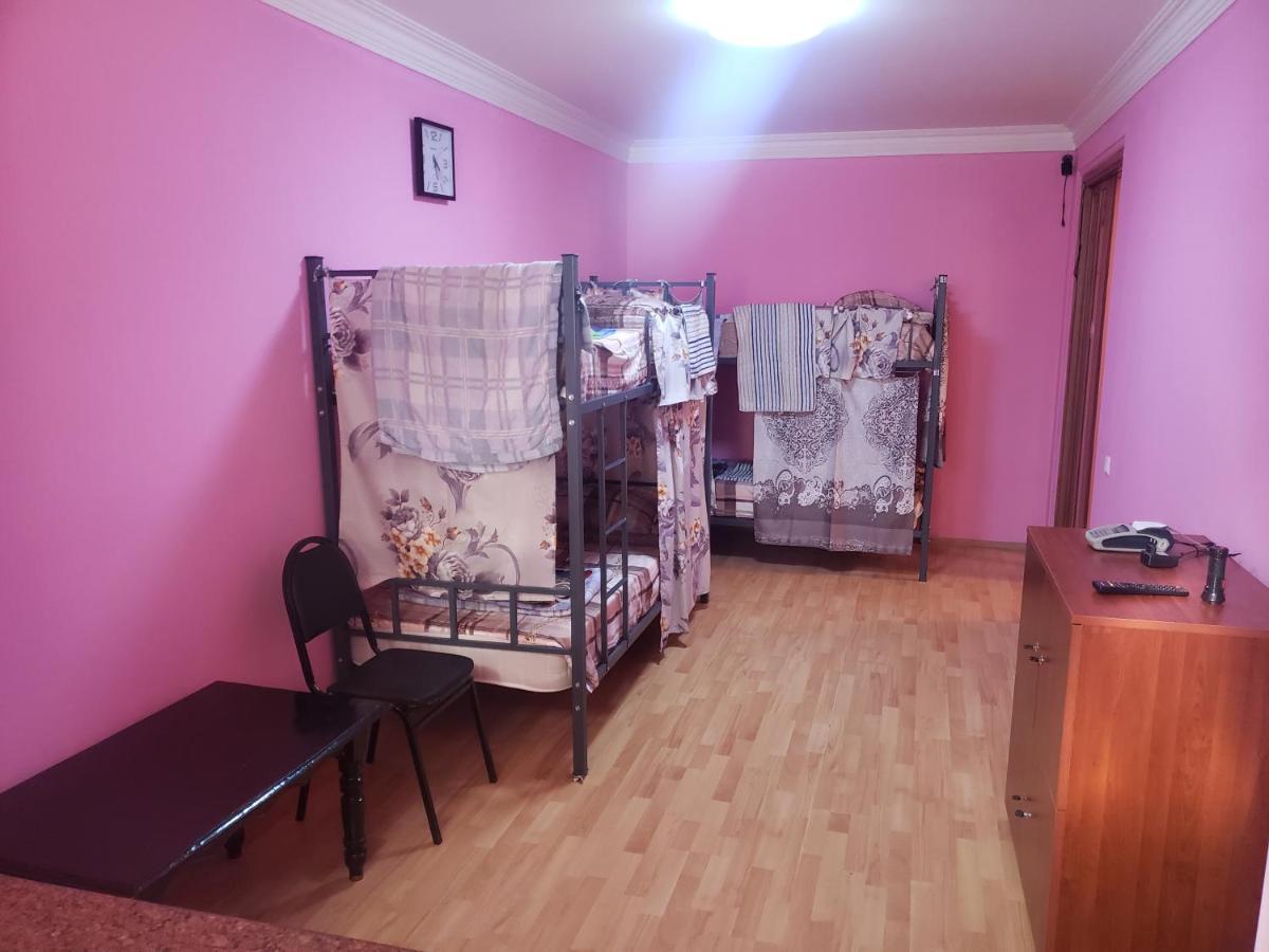 Intercity Hostel Batumi Ngoại thất bức ảnh