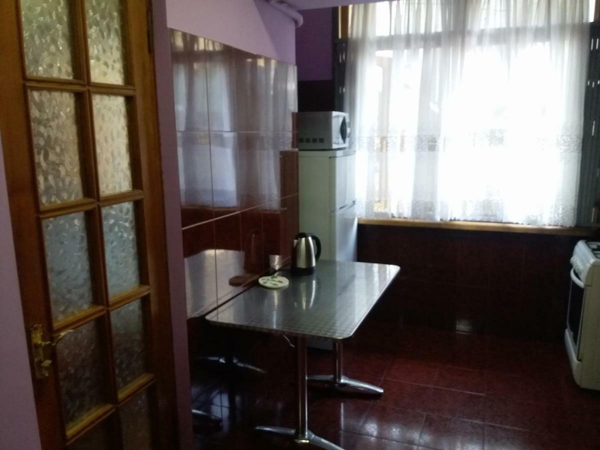 Intercity Hostel Batumi Ngoại thất bức ảnh